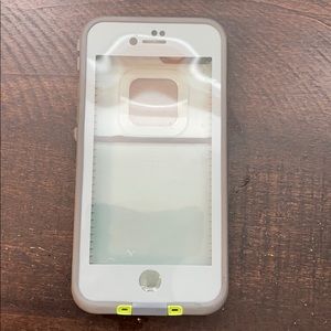 IPhone 8 and 7 lifeproof case